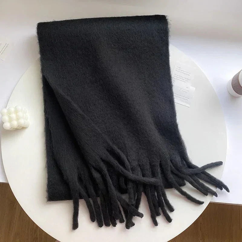 Weicher Fransenschal aus Strick im Winterstil, mehrere Farben erhältlich