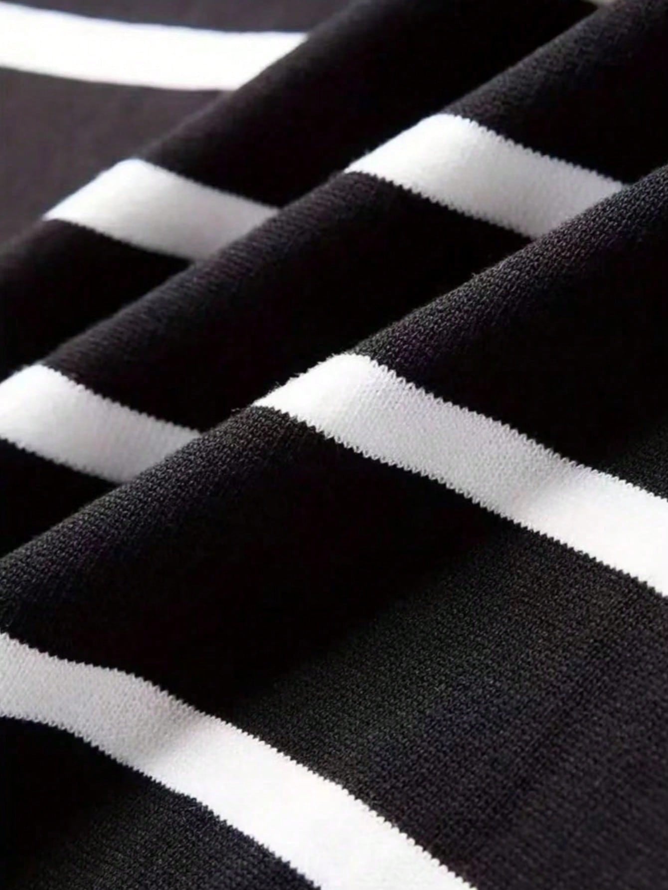 Pull Homme Col Rond Rayé Noir et Blanc Manches Longues