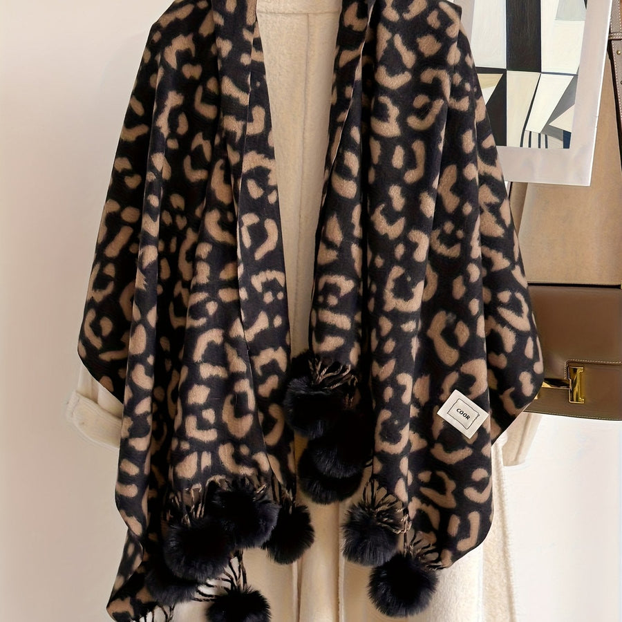 Écharpe large motif animalier avec pompons pour femme