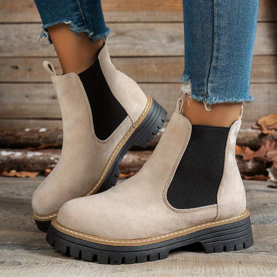 Women's Chelsea boots in soft material, lug sole, solid color