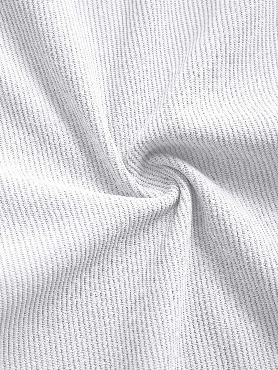 Herrenhemd im Overshirt-Stil aus geripptem Stoff mit Knöpfen und Brusttaschen
