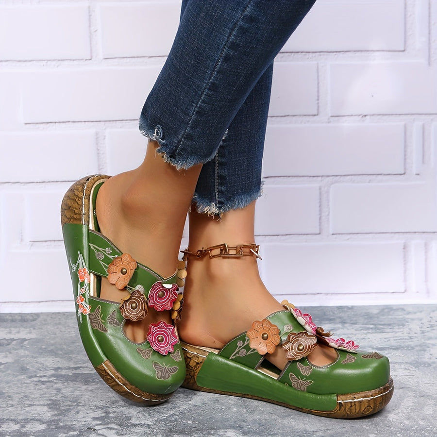 Sabots compensés bohèmes pour femme style fleuri confortable et original