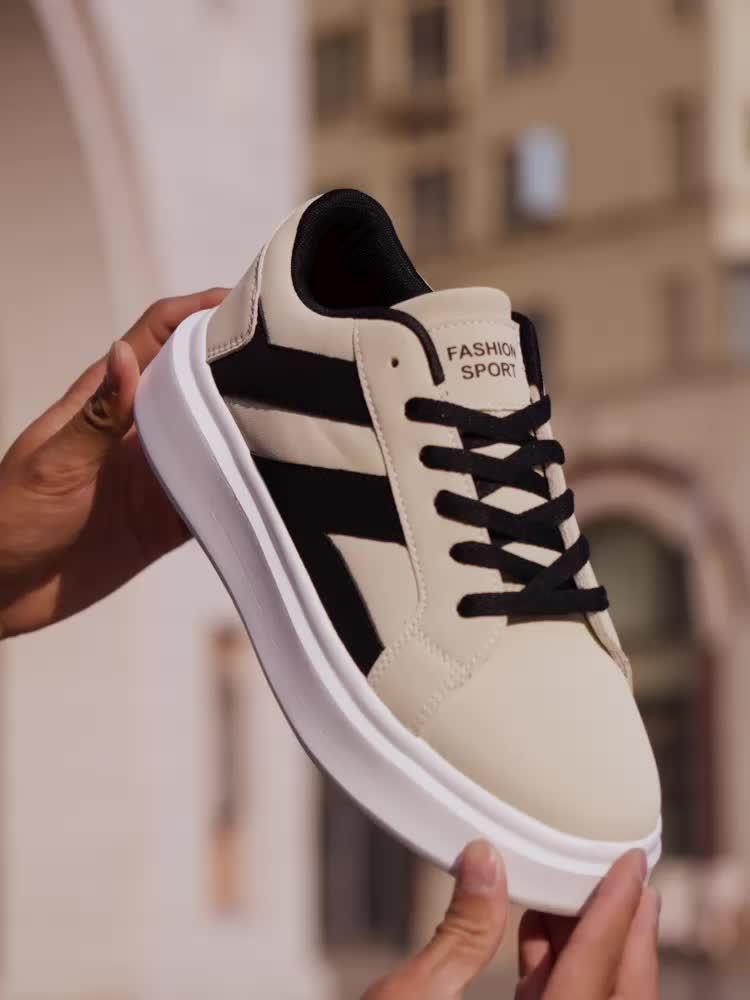 Herresneakers i moderne urban stil til fritid og bybrug