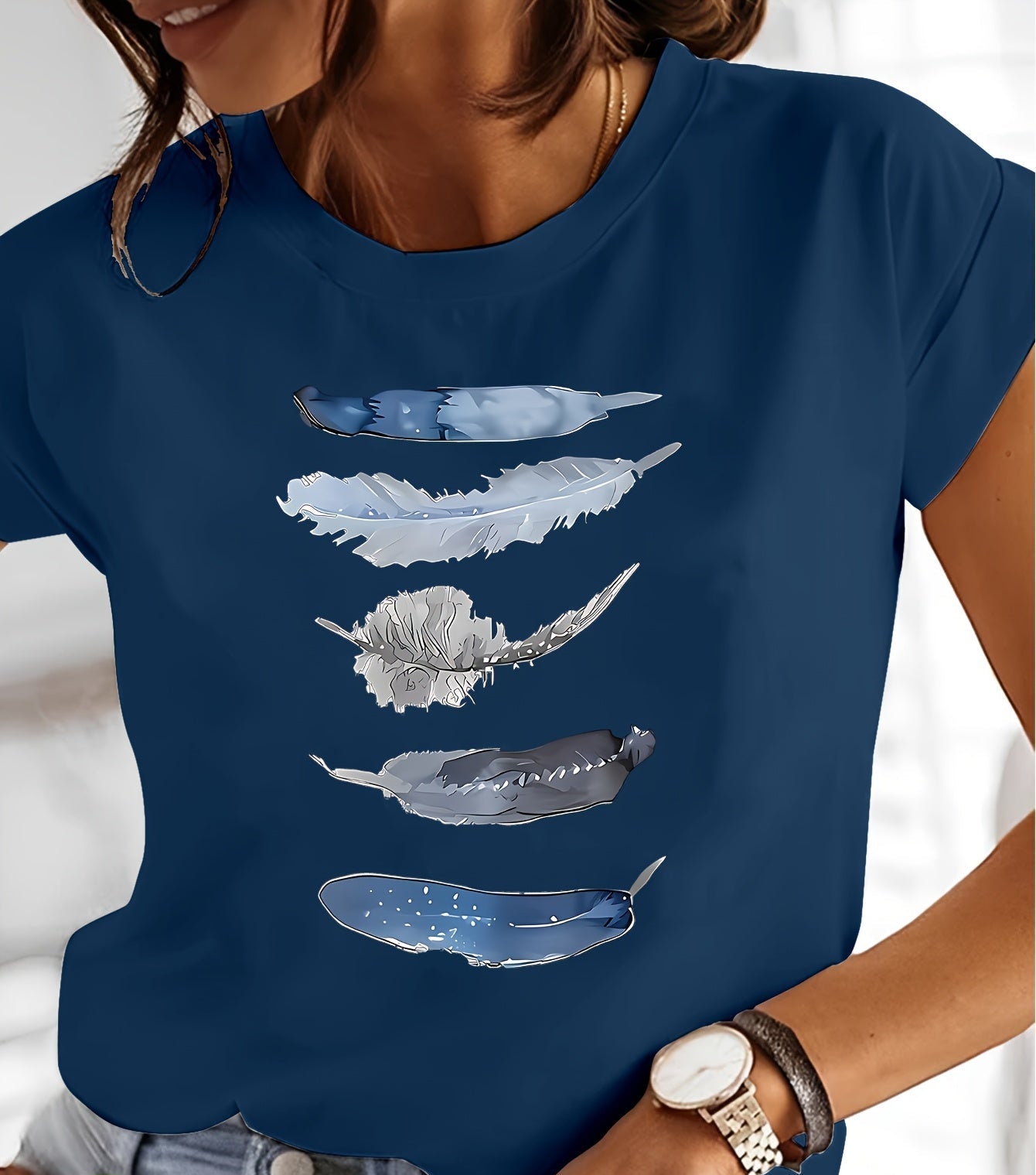 T-shirt Femme Style Décontracté avec Motif Plumes Artisitique – Idéal Pour le Printemps et l'Été