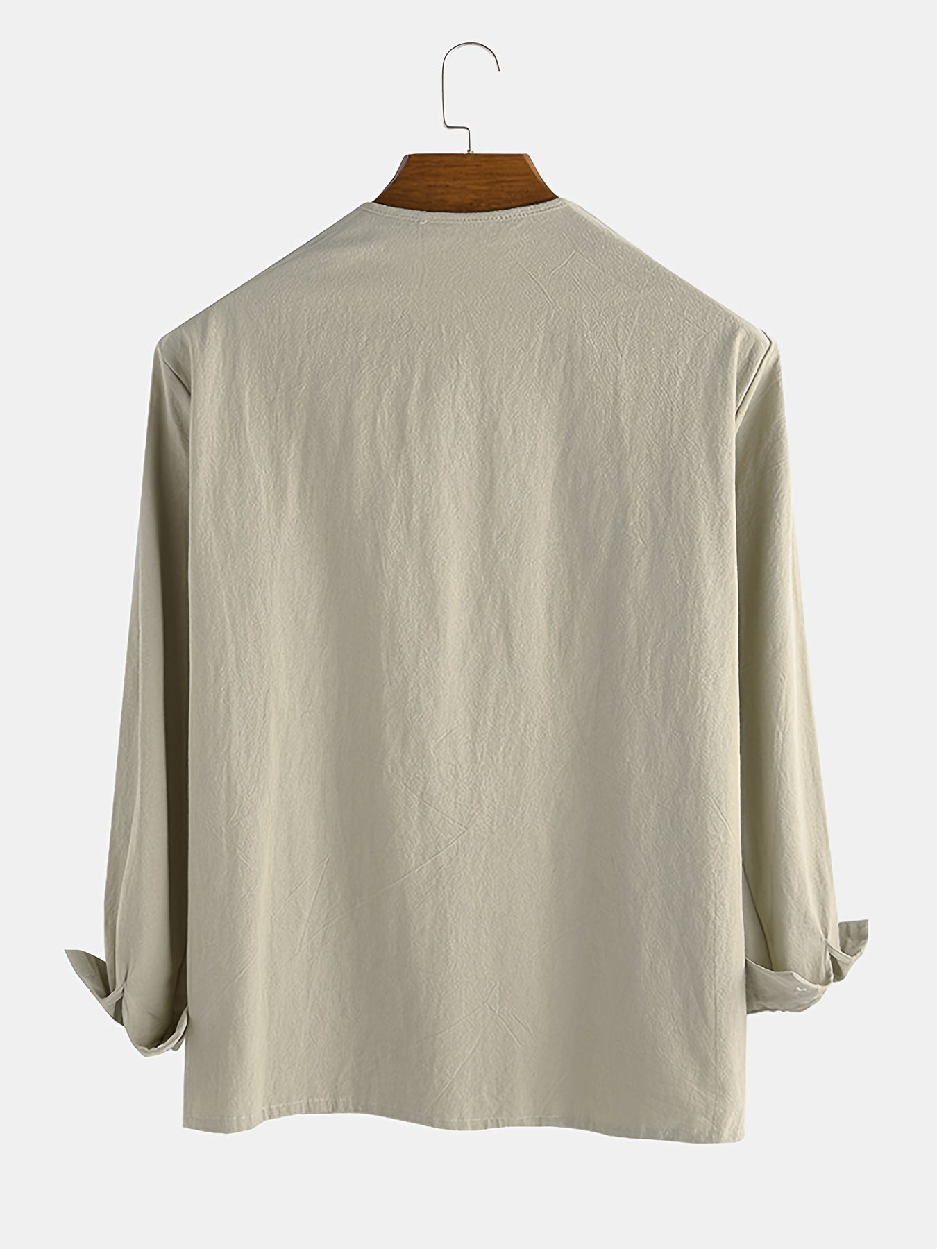 Vintage skjorte med snøret krave til mænd - afslappet og elegant stil