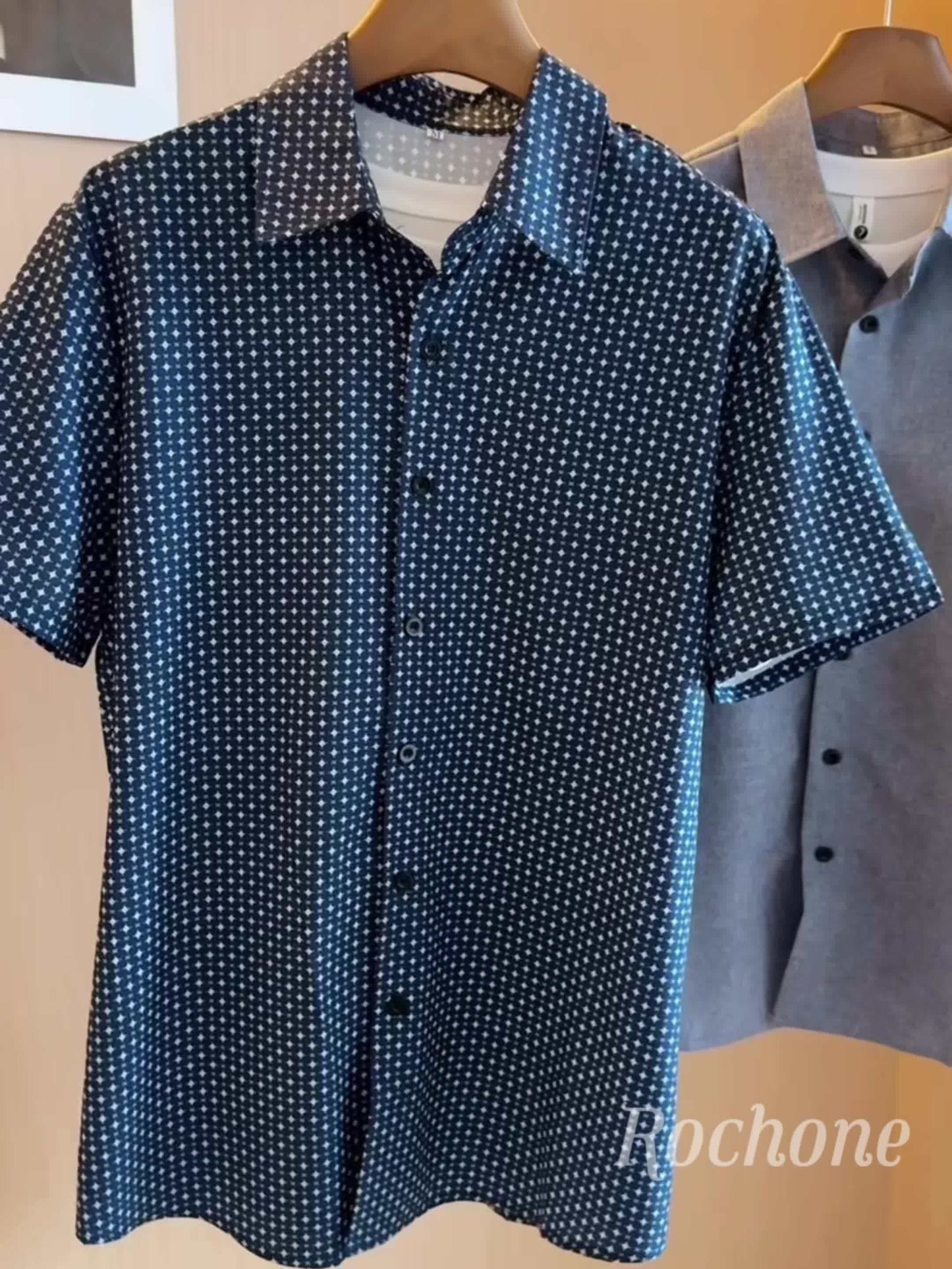 Chemise casual à manches courtes pour homme style urbain élégante