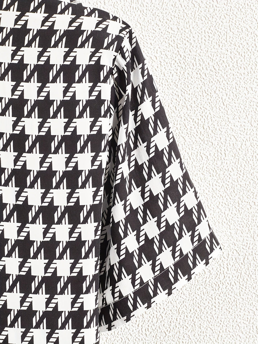 Men's Short Sleeve Resort Shirt with Geometric Print - Casual Urban Style