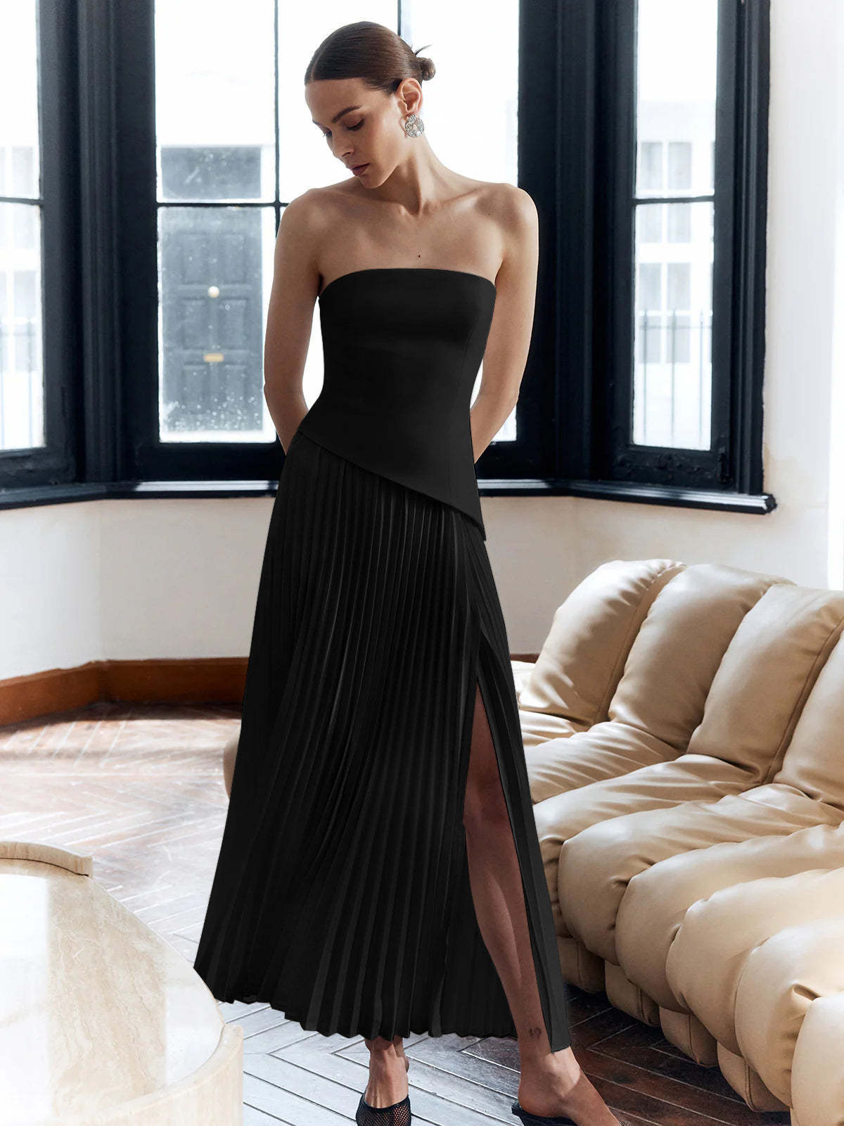 Robe de soirée élégante femme style bustier fluide fendue, idéale événements et cocktails