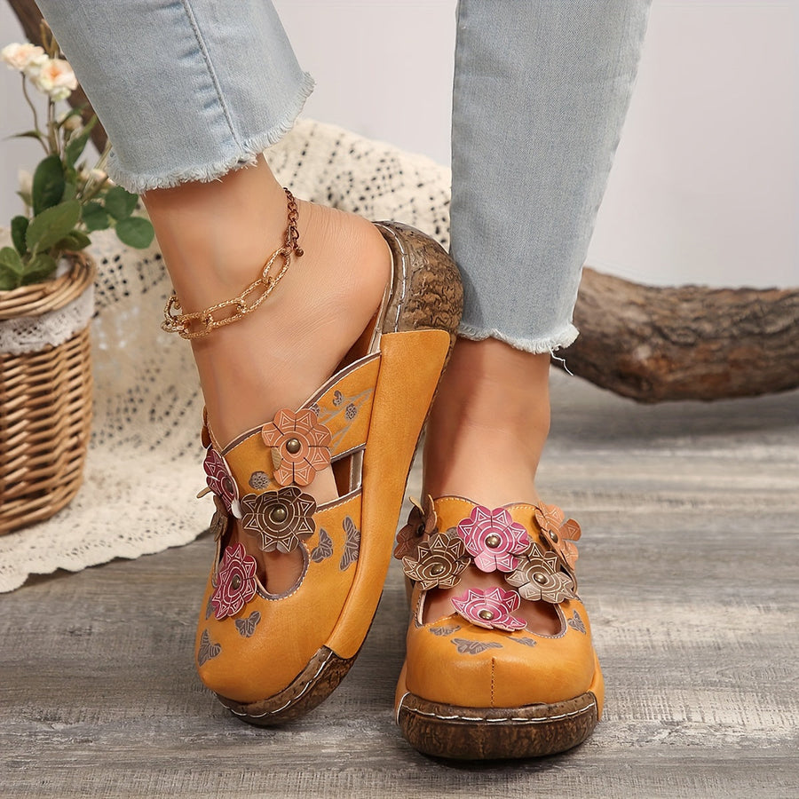 Sabots compensés bohèmes pour femme style fleuri confortable et original