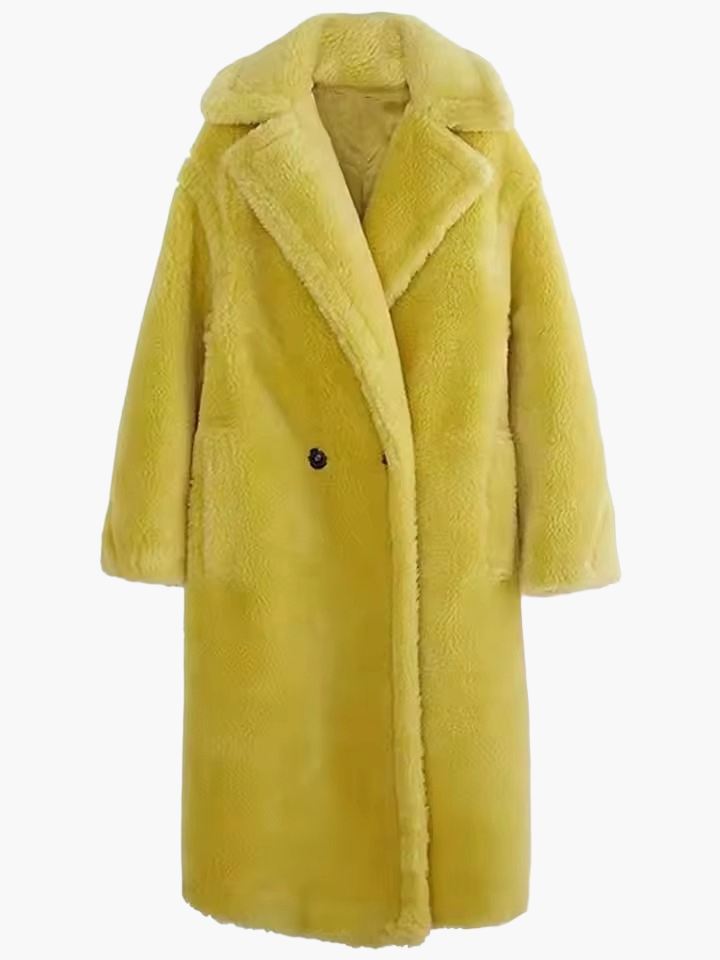 Długi, elegancki płaszcz damski w miejskim stylu – modny oversize na zimę