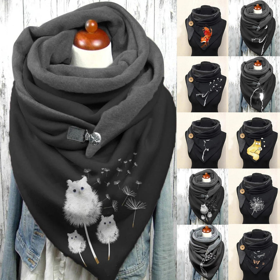 Foulard triangulaire motif animalier ou nature, gris et noir avec bouton décoratif