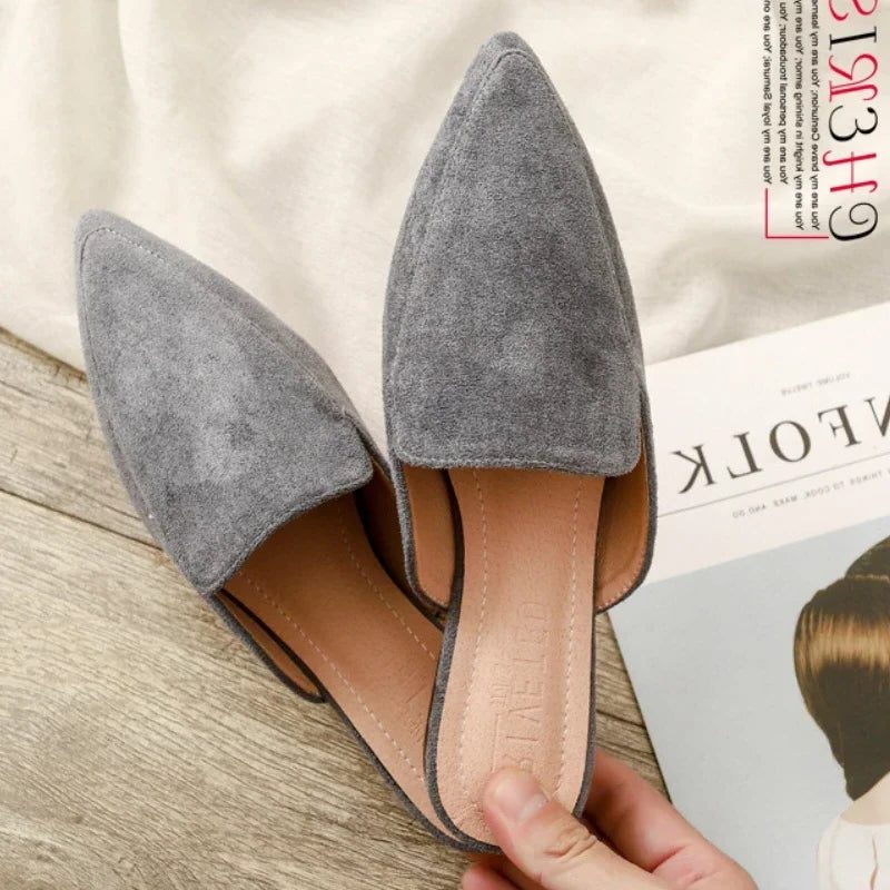 Women's flat pointed-toe mules in soft gray fabric