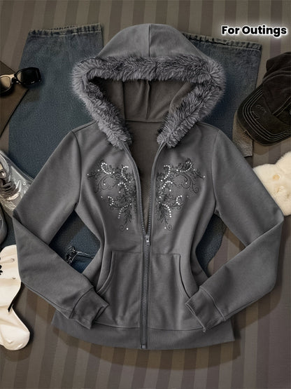 Veste à capuche grise pour femme avec bordure en fausse fourrure et motif brodé