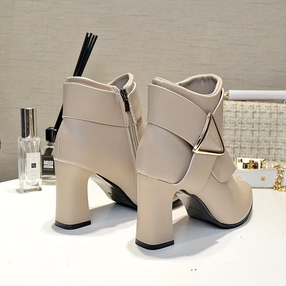 Bottines femme à talons épais, bout pointu, avec boucle décorative et fermeture éclair latérale