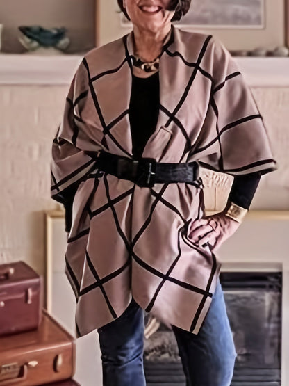 Poncho Réversible Femme Grille Noir et Beige Style Cape Élégante