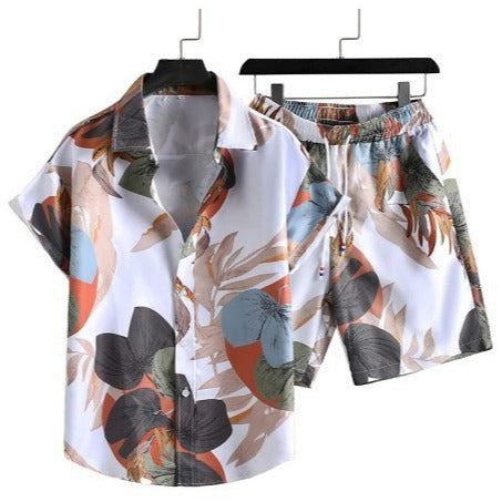 Afslappet herresæt med grafisk stil, kortærmet skjorte og shorts til sommer
