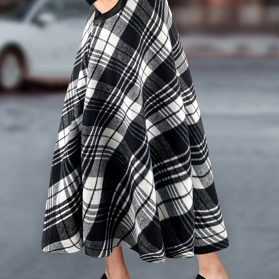 Jupe longue évasée à carreaux style écossais noir et blanc pour femme