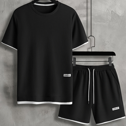 Lässiges Sommeroutfit Herren – T-Shirt und Shorts moderner Stil für Freizeit und Alltag
