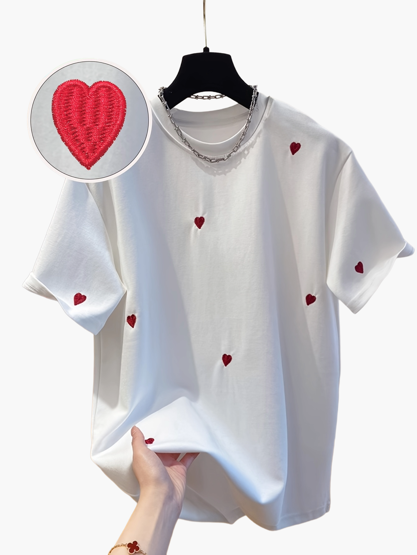 Lässiges Damen-T-Shirt mit gesticktem Herzmotiv, trendiger Stil für den Alltag  