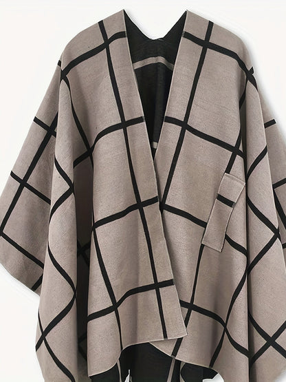 Poncho Réversible Femme Grille Noir et Beige Style Cape Élégante