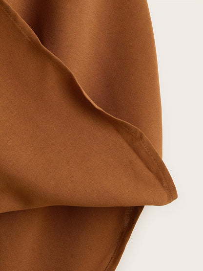 Women's Sleeveless Draped Halter Neck Blouse for Chic and Versatile Outfits