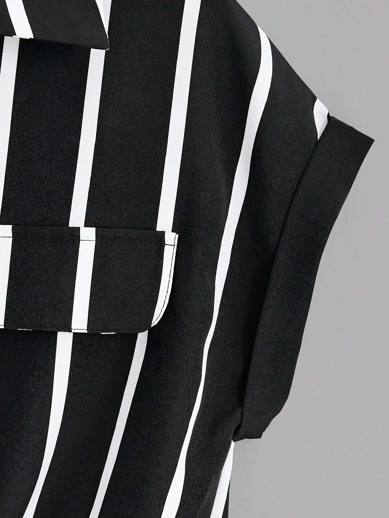 Chemise nouée à rayures style élégant pour femme - idéale pour l'été