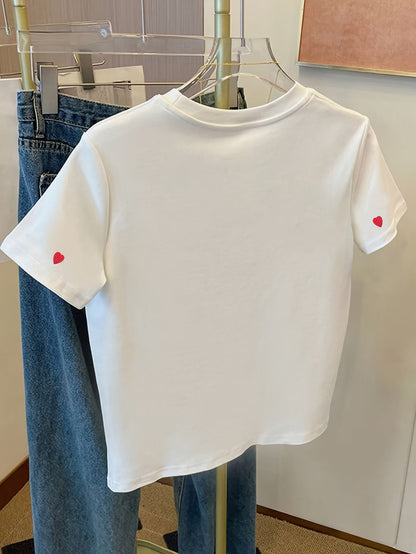Lässiges Damen-T-Shirt mit gesticktem Herzmotiv, trendiger Stil für den Alltag  