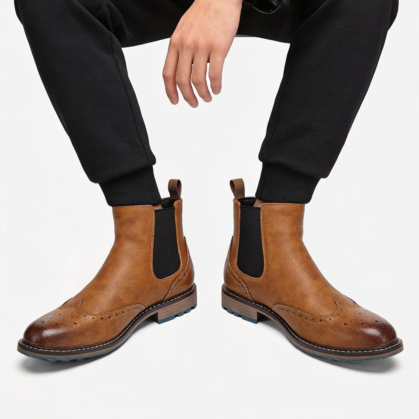 Bottes Chelsea Homme Marron Brogue Détails Perforés Élastiques Latéraux Semelle Bleue