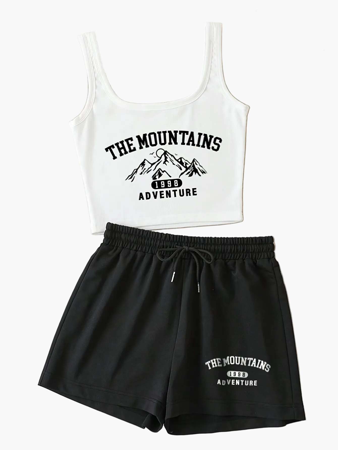 Ensemble Décontracté Femme Style Aventure Montagne – Top Court et Short, Look Sportif et Estival