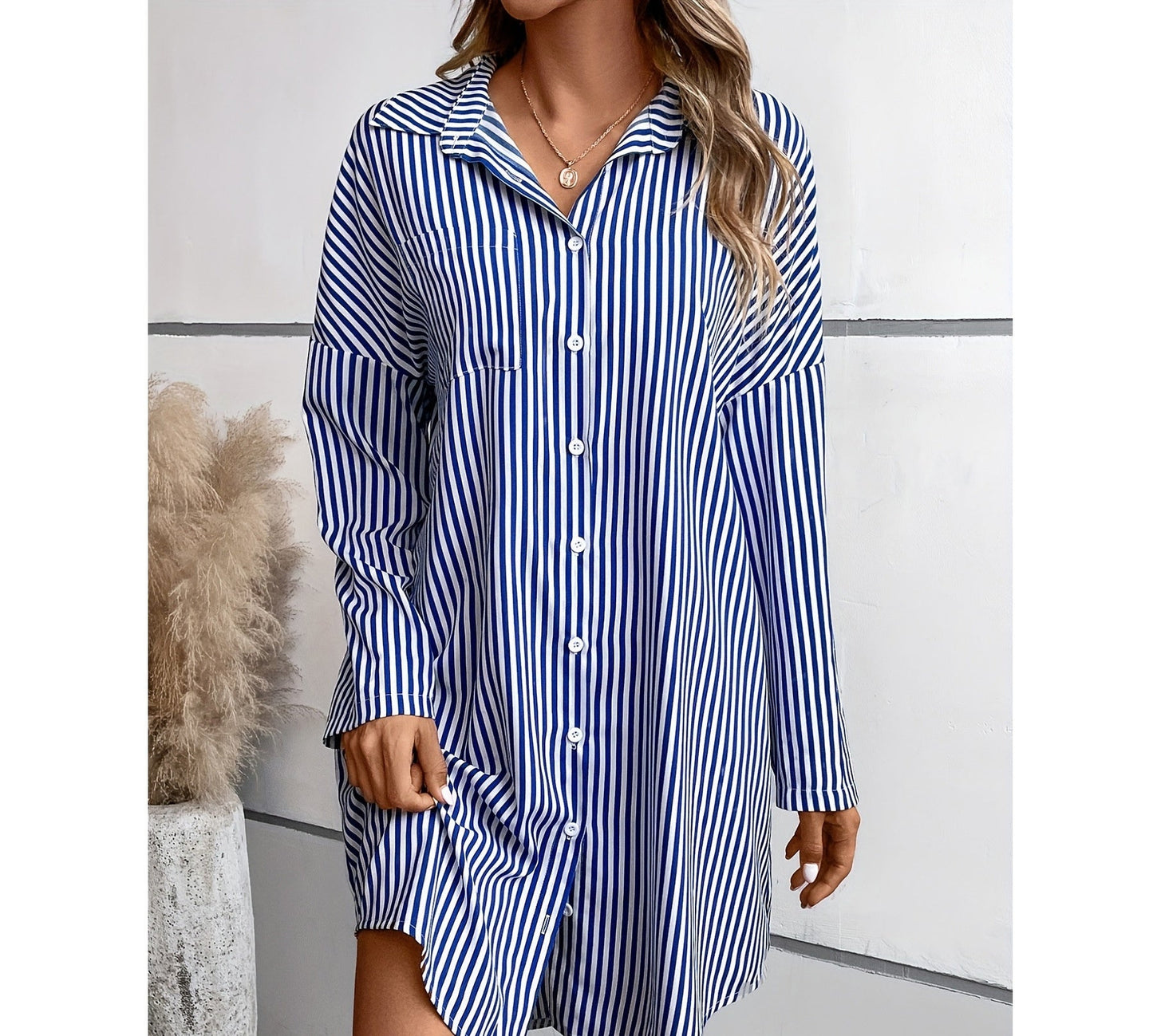 Kate – Vestido camisón casual a rayas con bolsillos