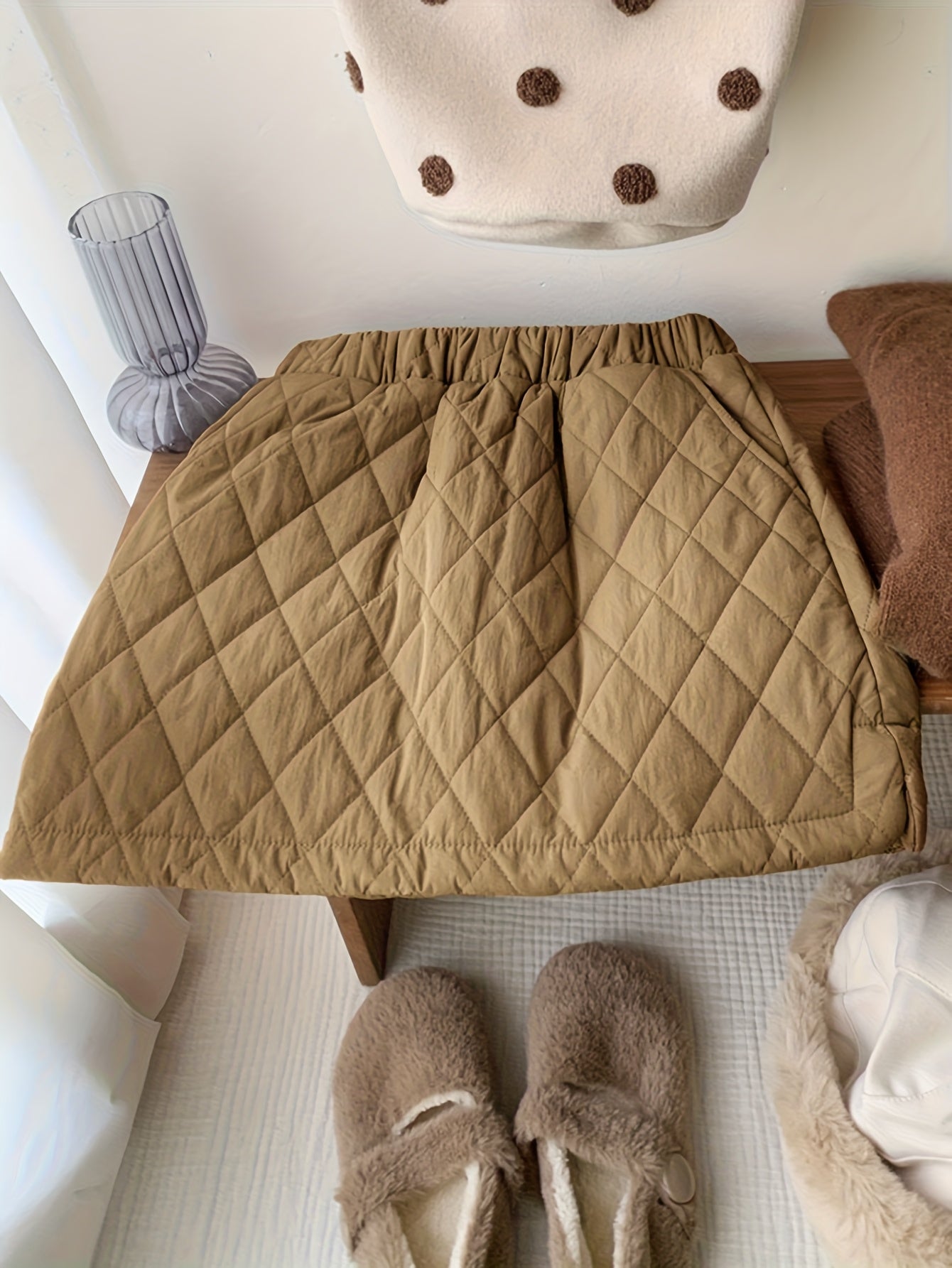 Jupe courte matelassée coupe trapèze taille élastique pour femme