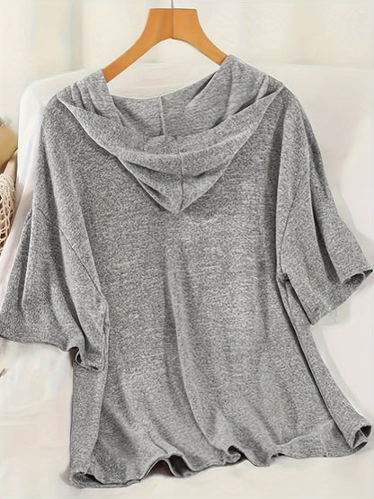 Ensemble décontracté à capuche pour femme - T-shirt ample et short pour détente et loisirs