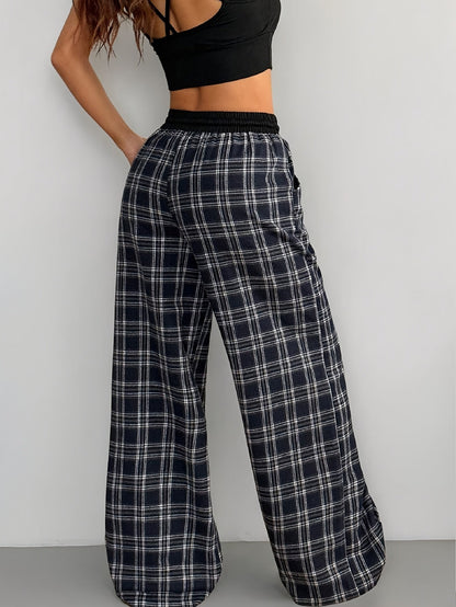 Pantalon large à carreaux style décontracté pour femme, idéal pour la détente ou le week-end