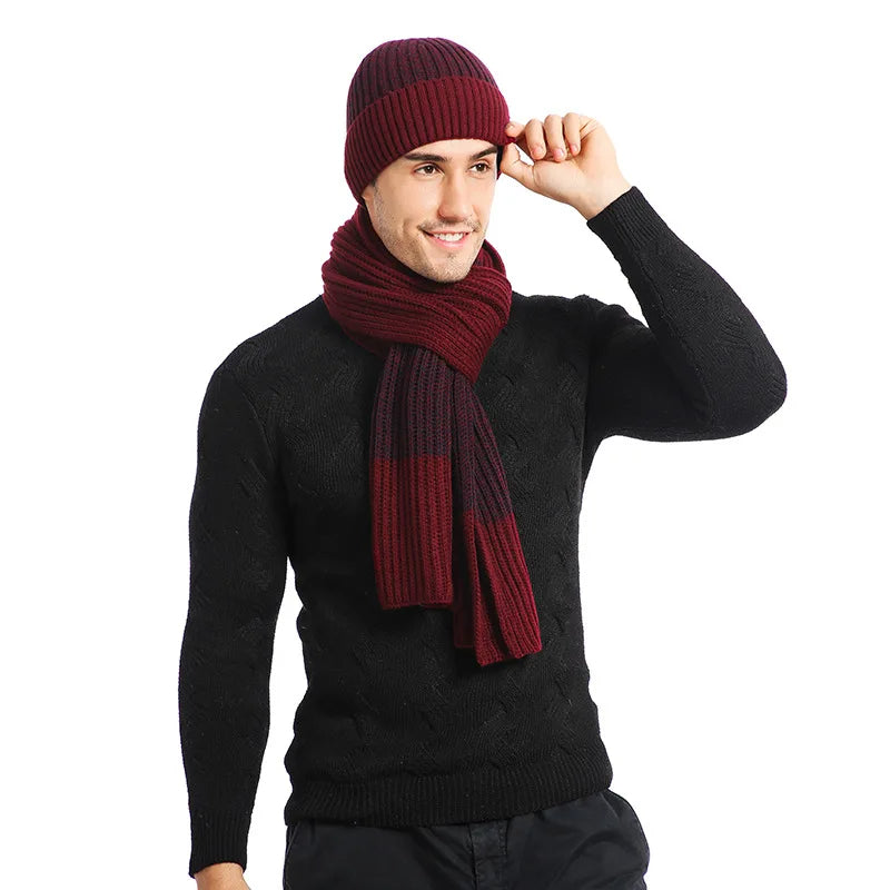 Men's winter beanie and scarf set, two-tone burgundy ribbed knit