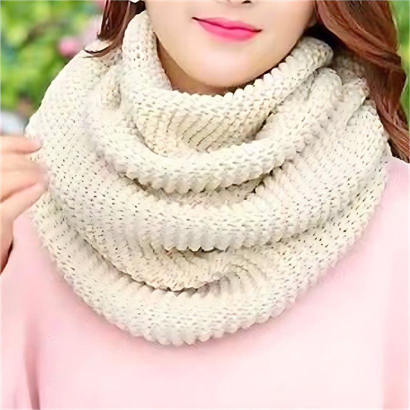 Gebreide zwarte damescol, snoodstijl, warm en comfortabel