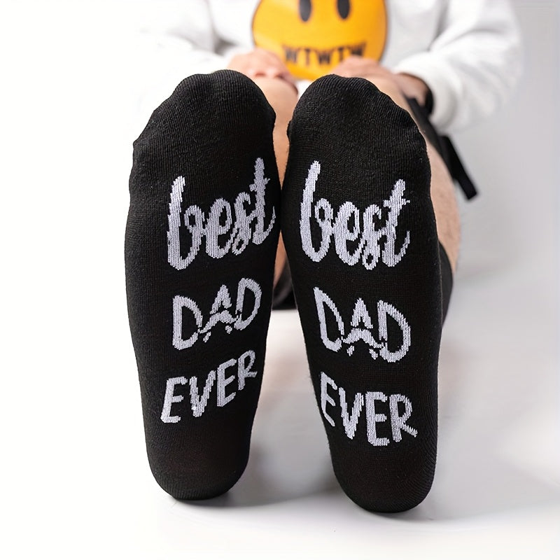 Calze fantasia uomo – Regalo originale « Best Dad Ever » per papà – Stile casual, umorismo e comfort quotidiano