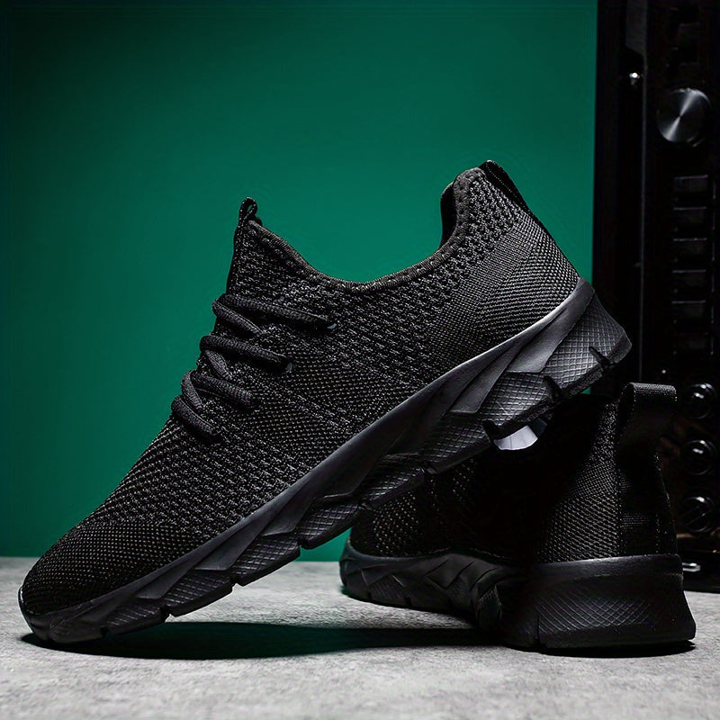 Moderne Sportschuhe für Damen zum Training und für den Alltag