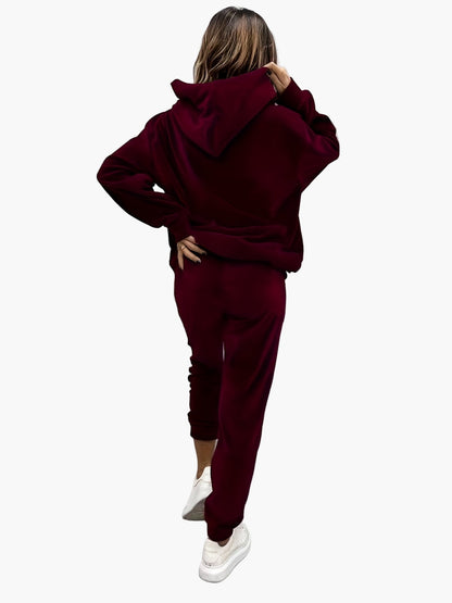 Ensemble de survêtement décontracté pour femme, style urbain chic, idéal pour le quotidien et les loisirs