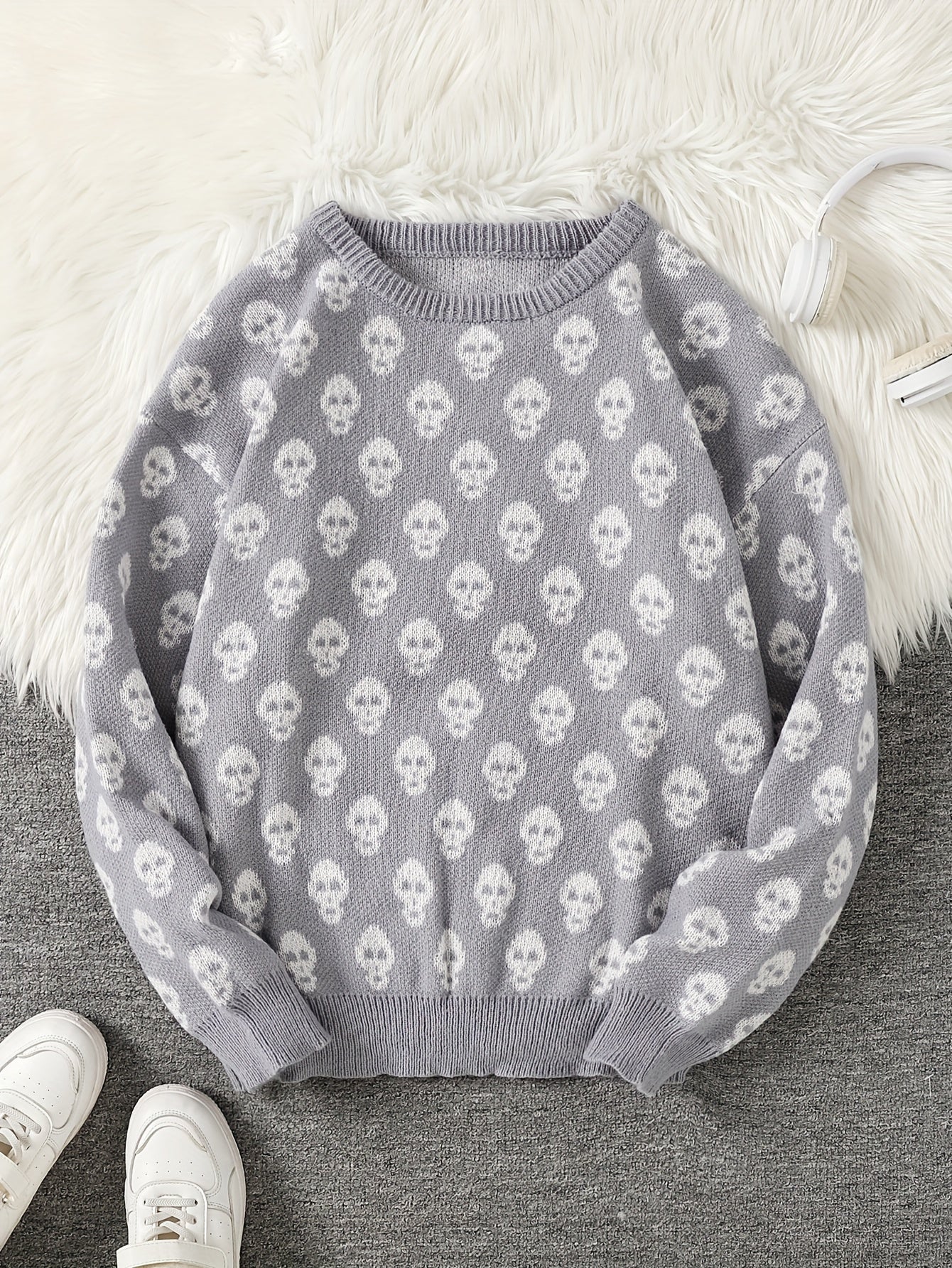 Pull col rond à motif têtes de mort en tricot doux