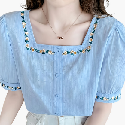 Elegant women's blouse with square neckline and floral embroidery, casual spring-summer style