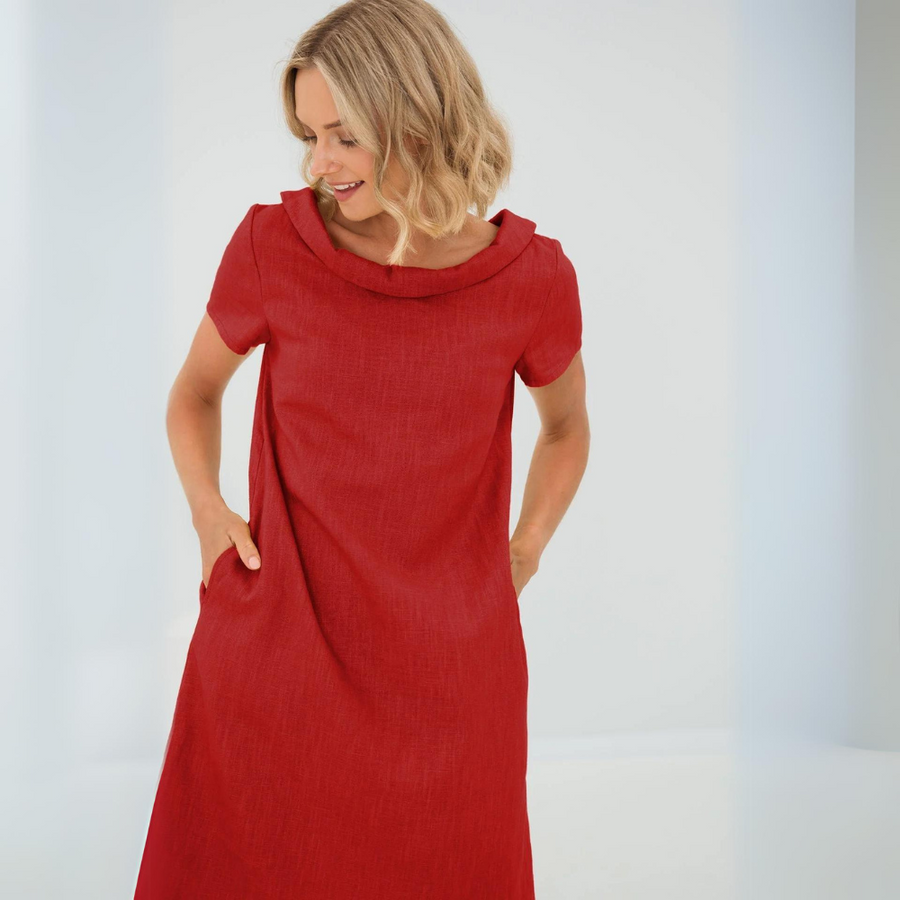 Robe courte col bateau manches courtes en tissu doux uni