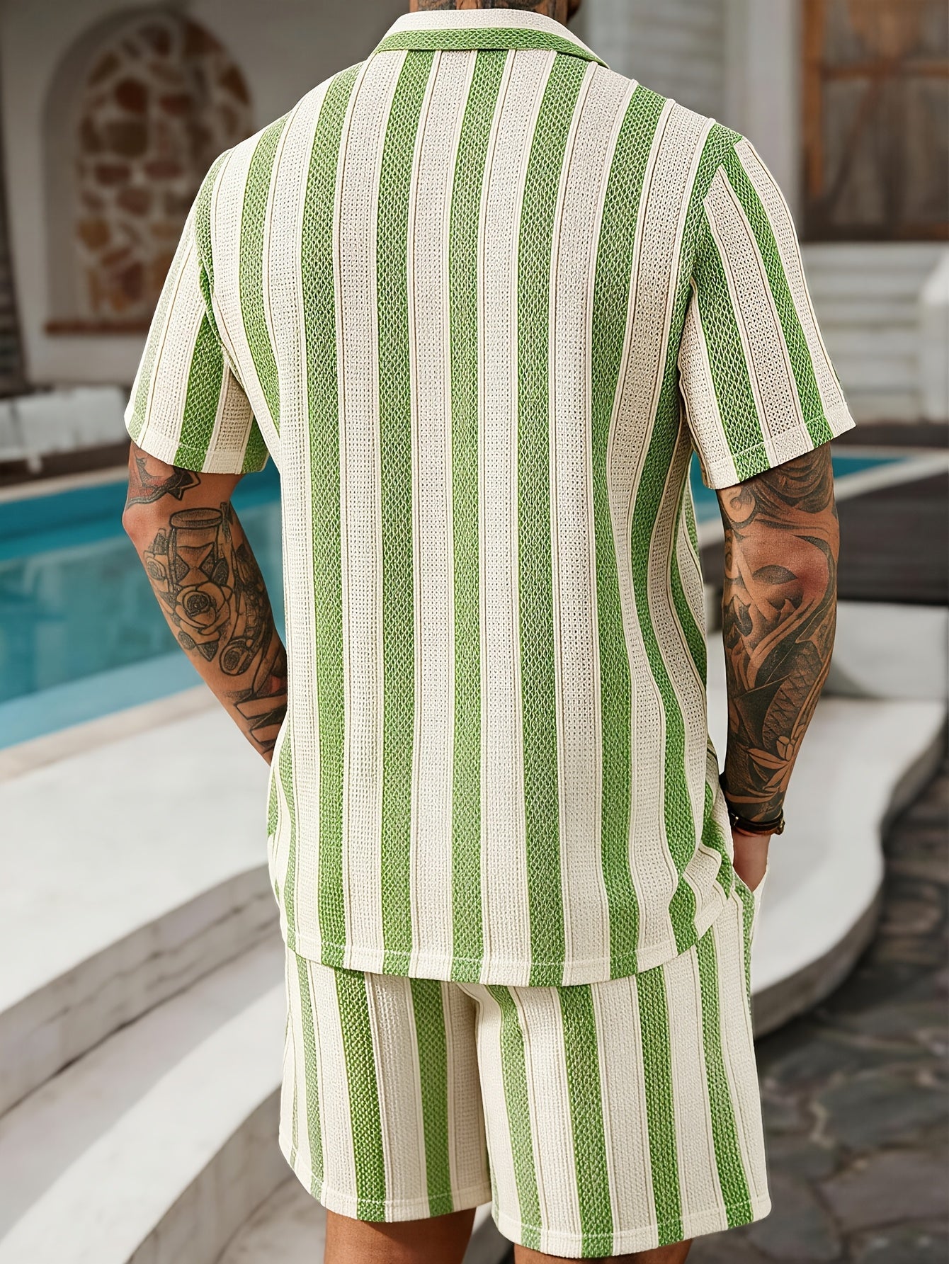 Ensemble décontracté pour homme – Chemise à manches courtes et short à rayures – Style estival tendance