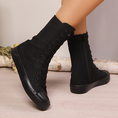 Bottes montantes type basket blanches à lacets et fermeture éclair latérale