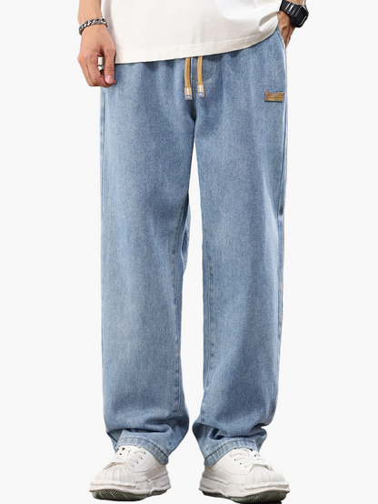 Lässige Herren-Jogger-Jeans mit geradem Schnitt, ideal für den Alltag  