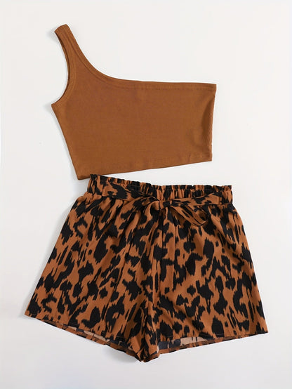 Ensemble femme élégant tendance – Top asymétrique et short imprimé léopard, style estival