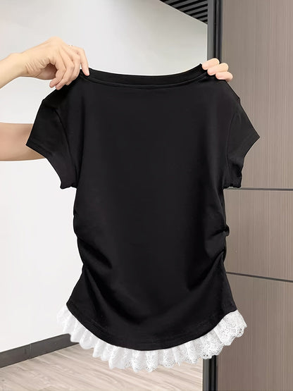 T-shirt femme élégant à manches courtes avec détail plissé et finition dentelle – Style décontracté et chic