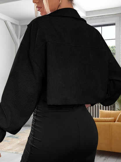 Veste courte côtelée femme, col chemise, boutonnée, poches à rabat, manches longues