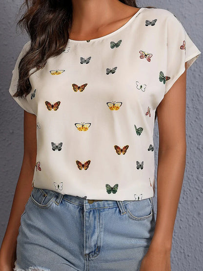 Avslappnad t-shirt med fjärilar för kvinnor – trendig sommarstil