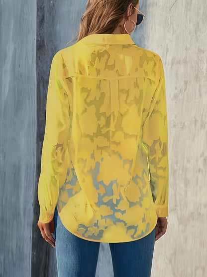 Elegant women's blouse with floral pattern, casual chic style for outings and office