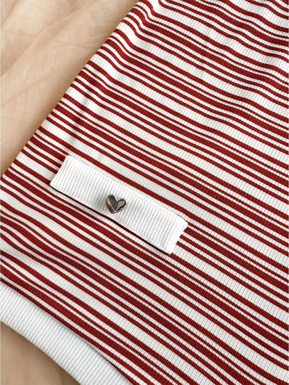 Mono corto de verano para mujer estilo retro chic a rayas para ocio y playa
